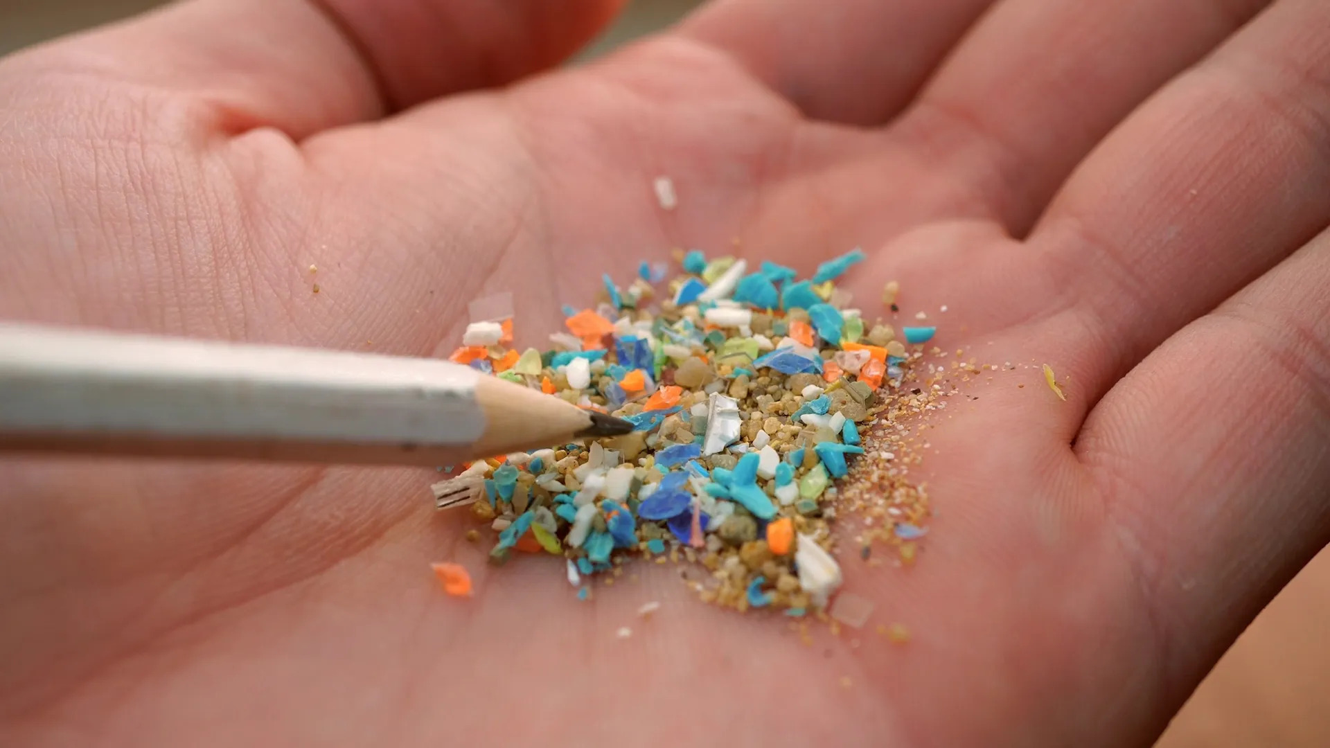 microplastics pollution-đệm va tàu